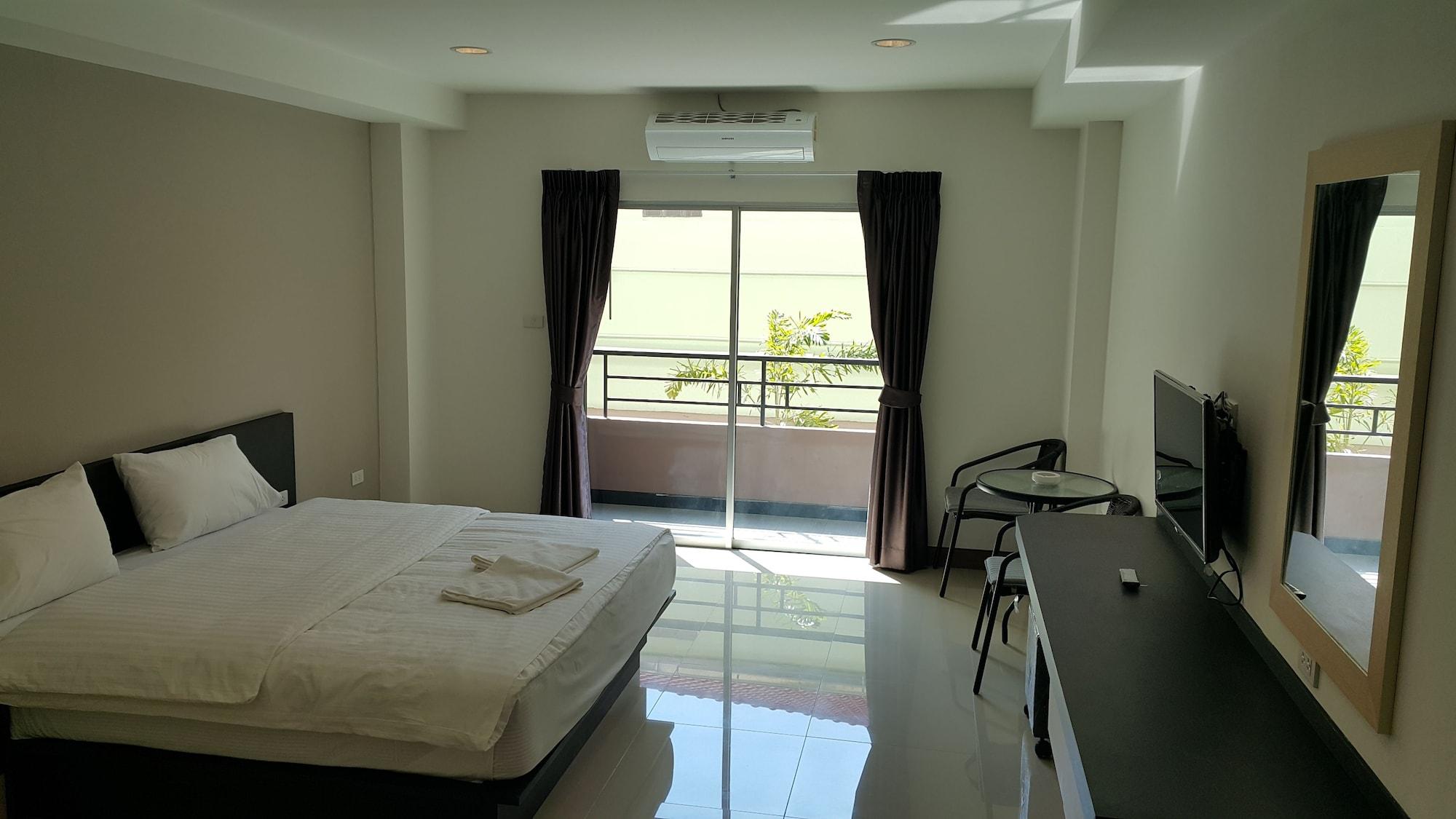 B Space Residence Nong Prue Exterior foto