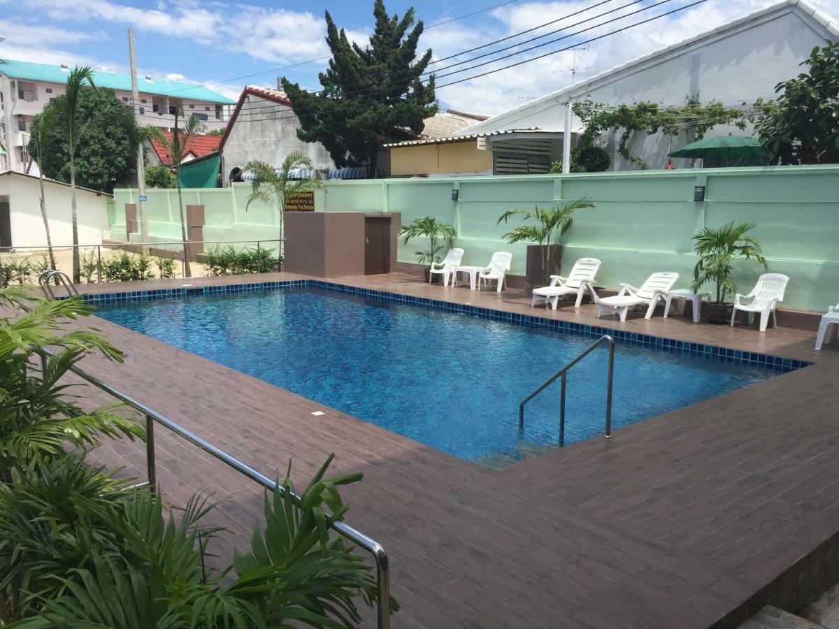 B Space Residence Nong Prue Exterior foto